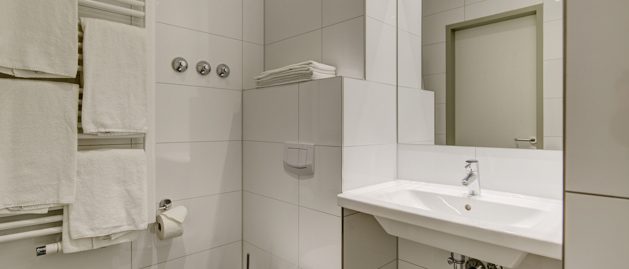 Apartment Ismaning 03 Badezimmer 9328