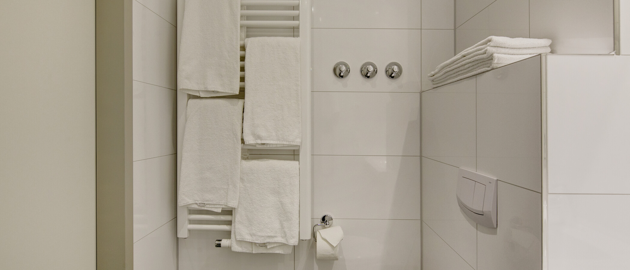 Apartment Ismaning 04 Badezimmer 9328