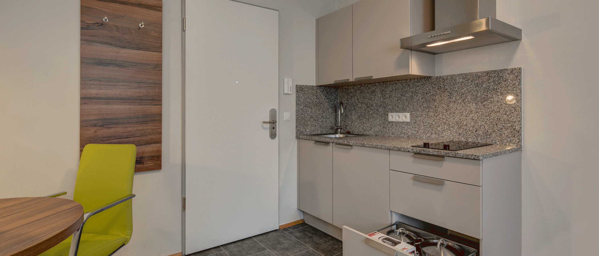 Wohnung Ismaning 02 Küche 9330