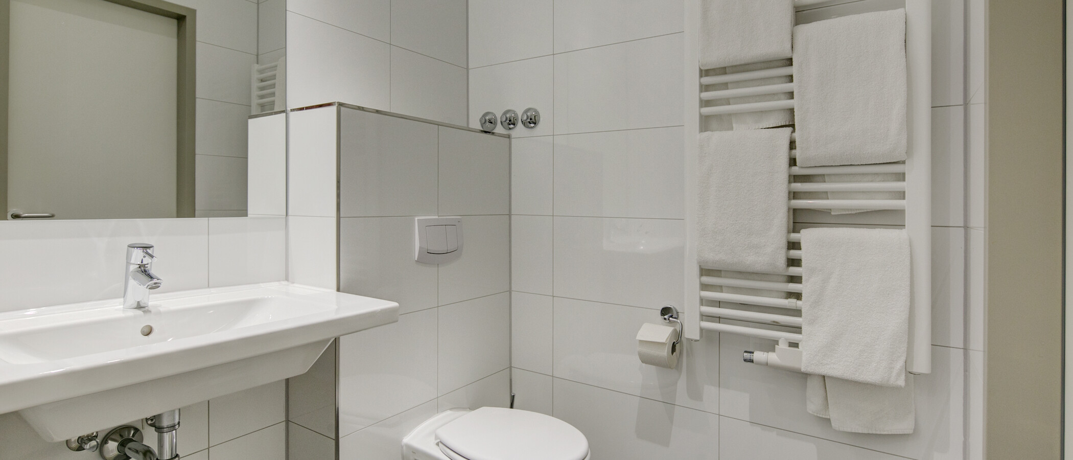 Wohnung Ismaning 04 Badezimmer 9331