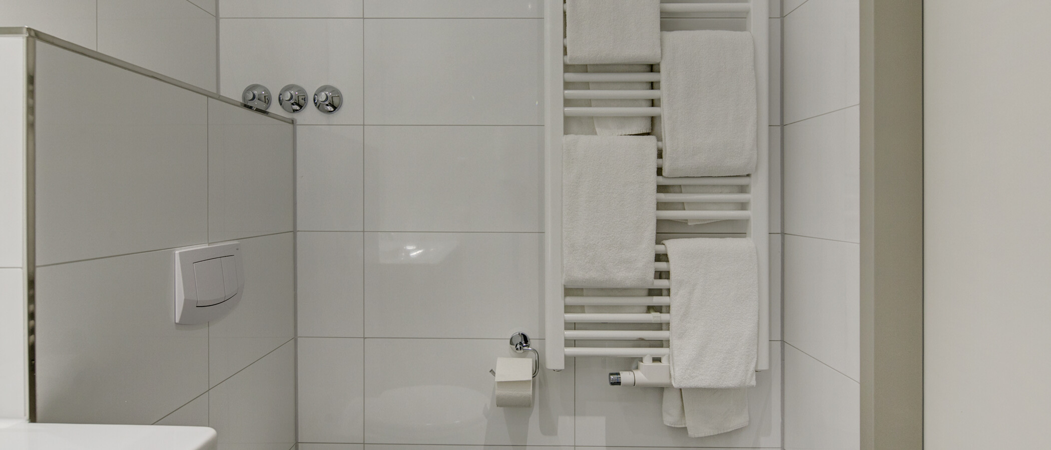 Wohnung Ismaning 05 Badezimmer 9331