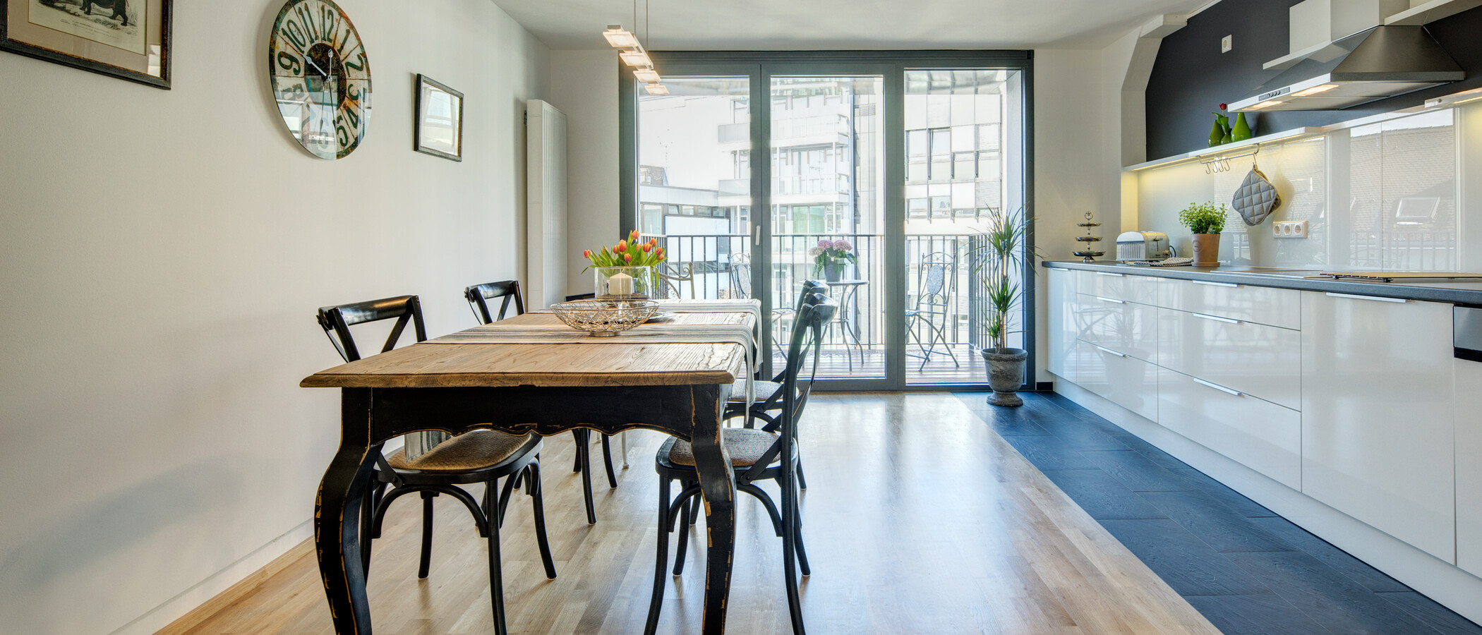 Wohnung München Maxvorstadt - Westen 01 Küche 9408