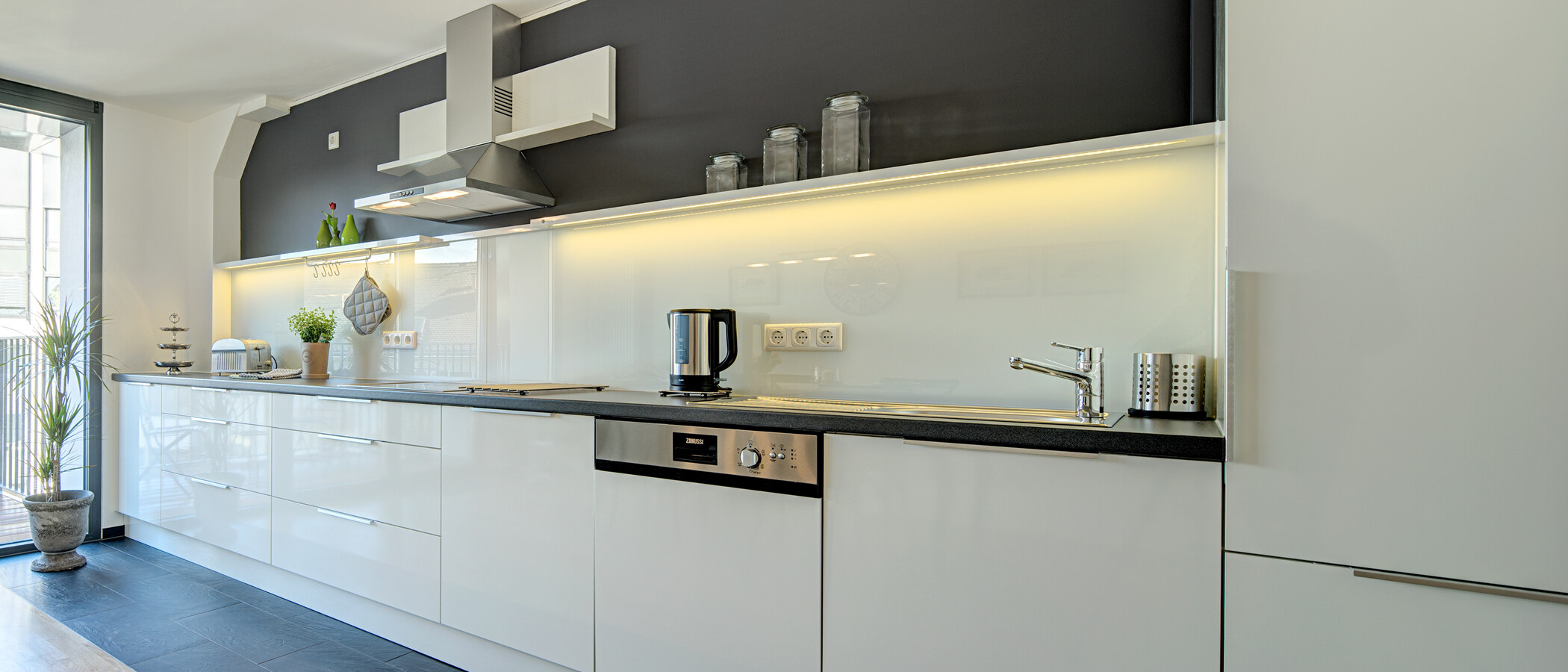 Wohnung München Maxvorstadt - Westen 02 Küche 9408