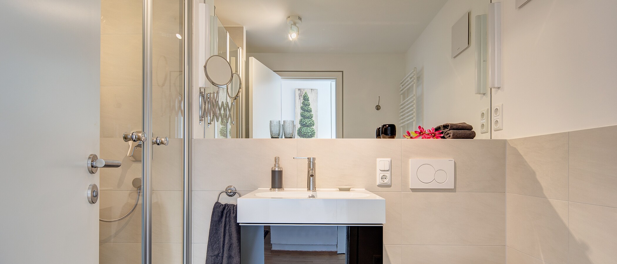 Wohnung München Maxvorstadt - Westen 01 2. Badezimmer 9408