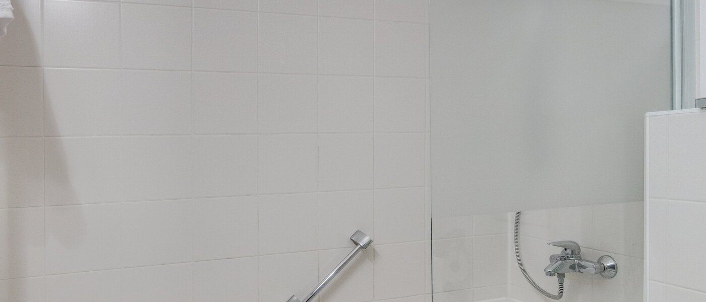 Wohnung München Maxvorstadt - Museumsviertel 01 Badezimmer 9424