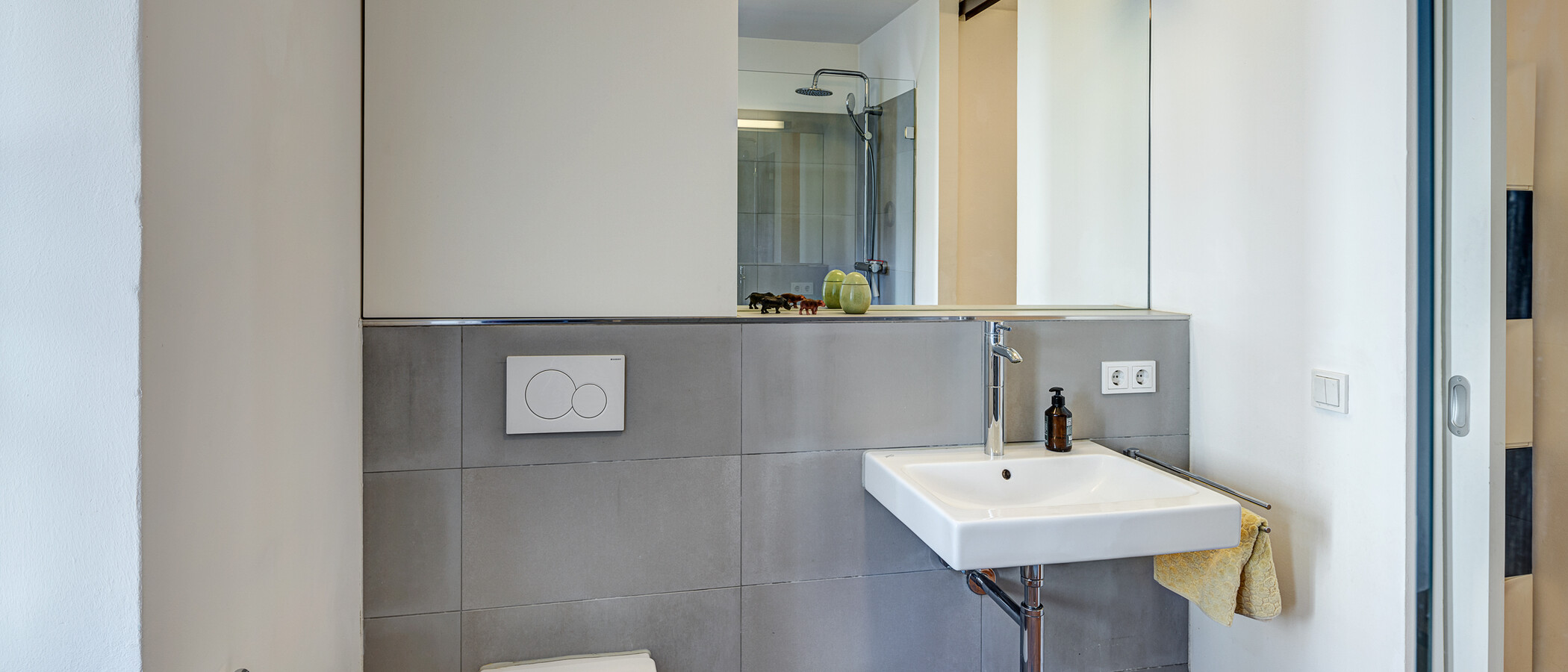 Wohnung München Haidhausen 02 Badezimmer 9460