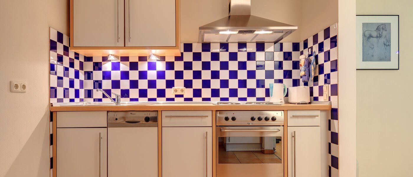 Wohnung München Maxvorstadt - Museumsviertel 02 Küche 954