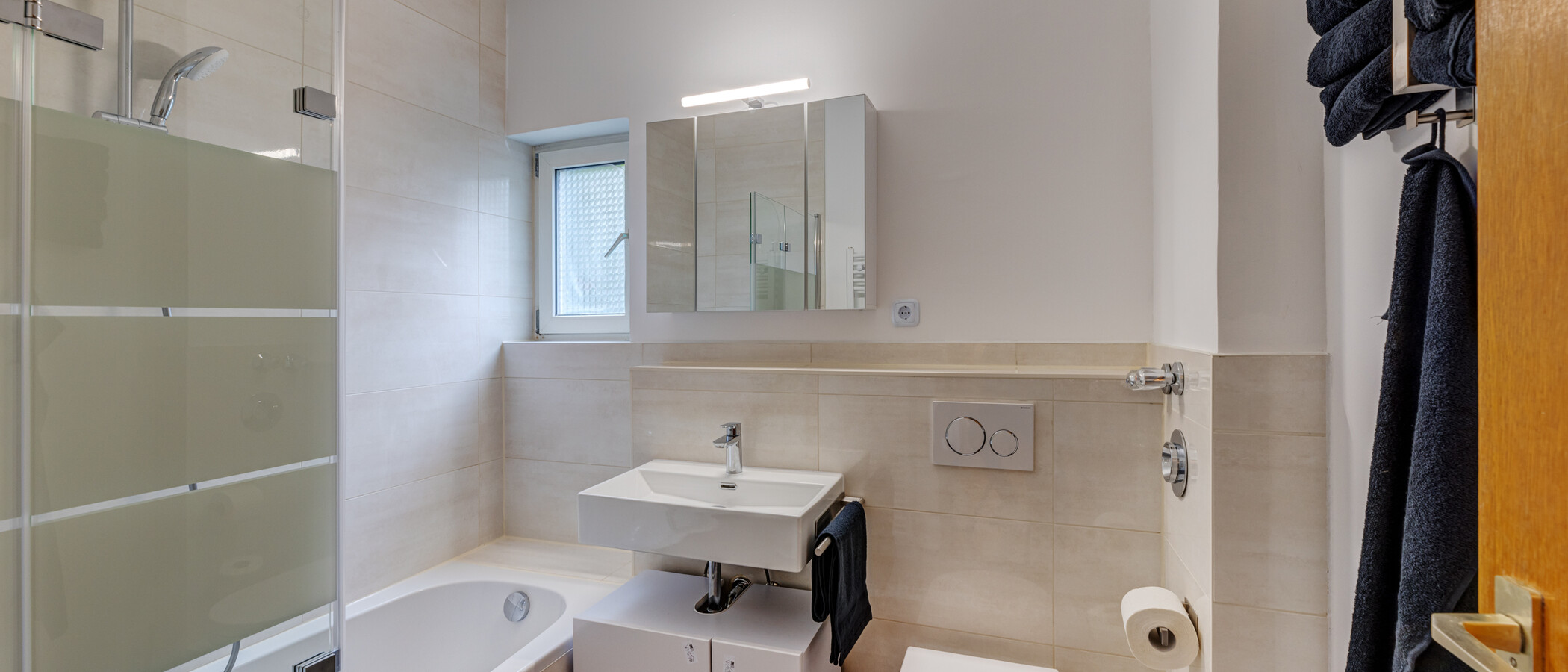 Wohnung München Waldtrudering 01 Badezimmer 9555