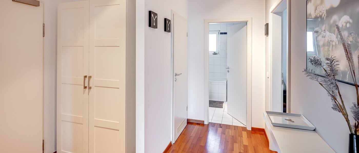 Wohnung München Schwabing-Nord (zw. Leopoldstraße & Englischen Garten) 01 Flur/Gang 9573