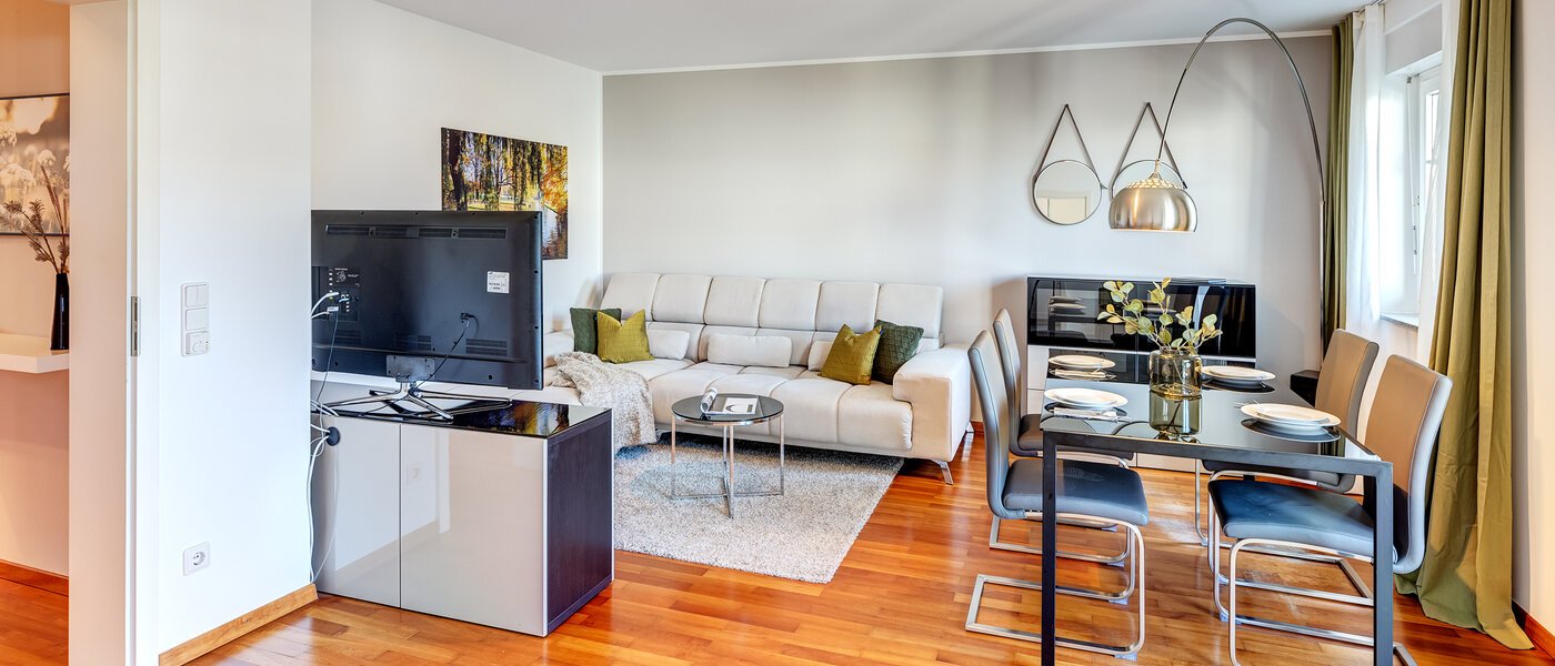 Wohnung München Schwabing-Nord (zw. Leopoldstraße & Englischen Garten) 03 Wohnbereich 9573