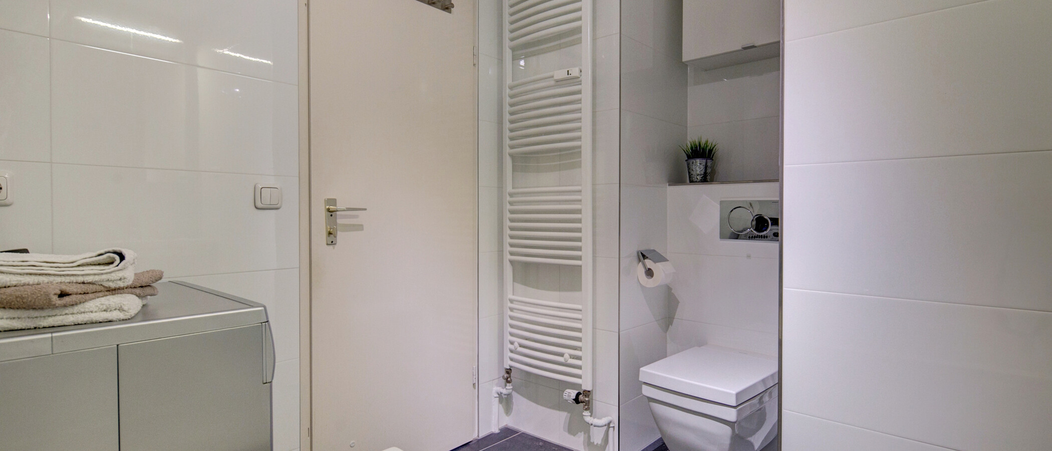 Dachgeschosswohnung München Haidhausen 03 Badezimmer 9579