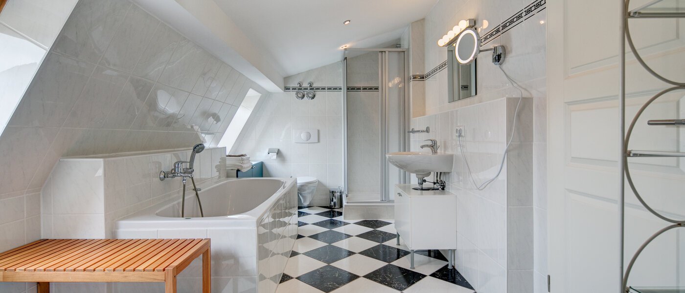 Maisonettewohnung München Lehel 01 Badezimmer 9580