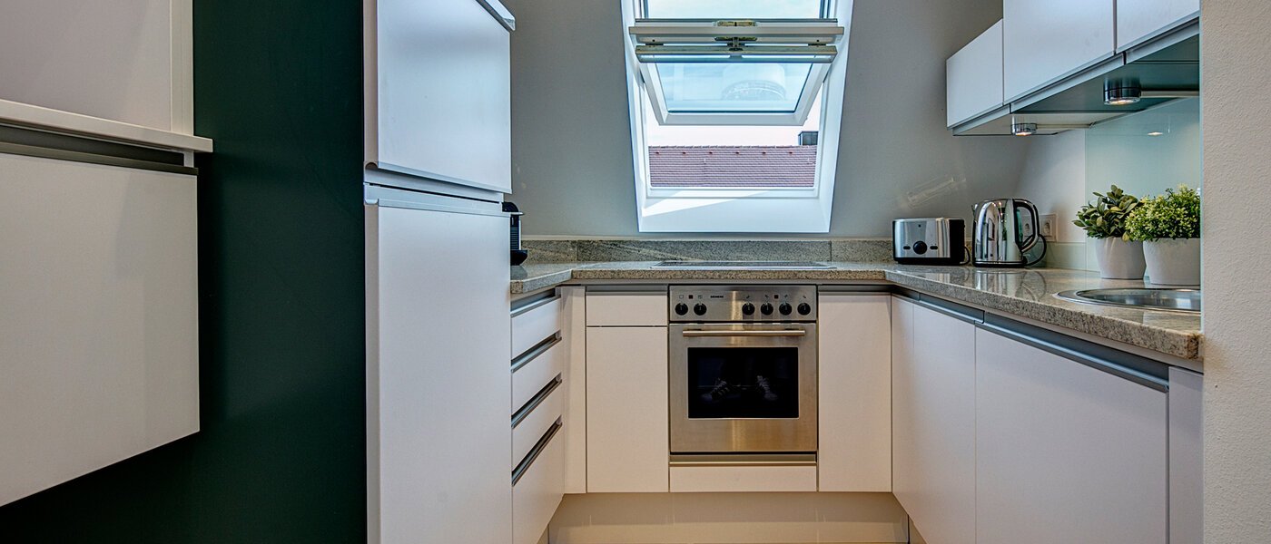 Dachterrassenwohnung München Schwabing-Nord (zw. Belgrad- & Leopoldstraße) 01 Küche 9584