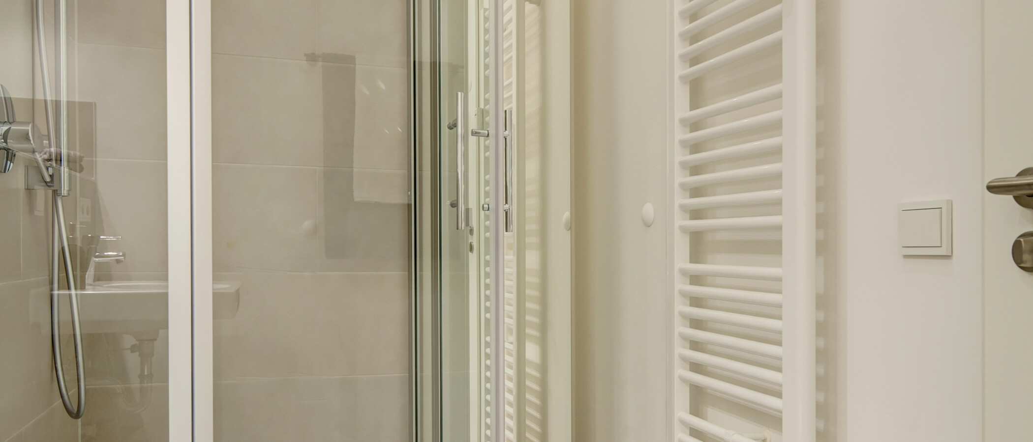 Dachgeschosswohnung München Giesing 03 Badezimmer 9613