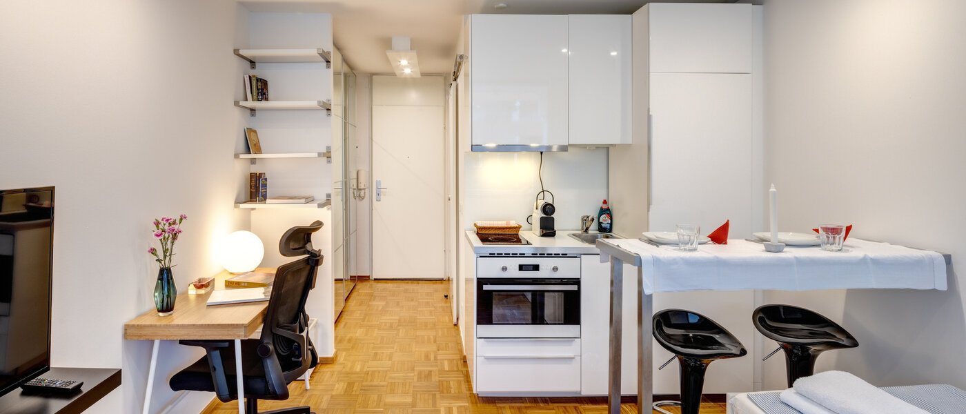 Apartment München Neuhausen 01 Wohnbereich 9615