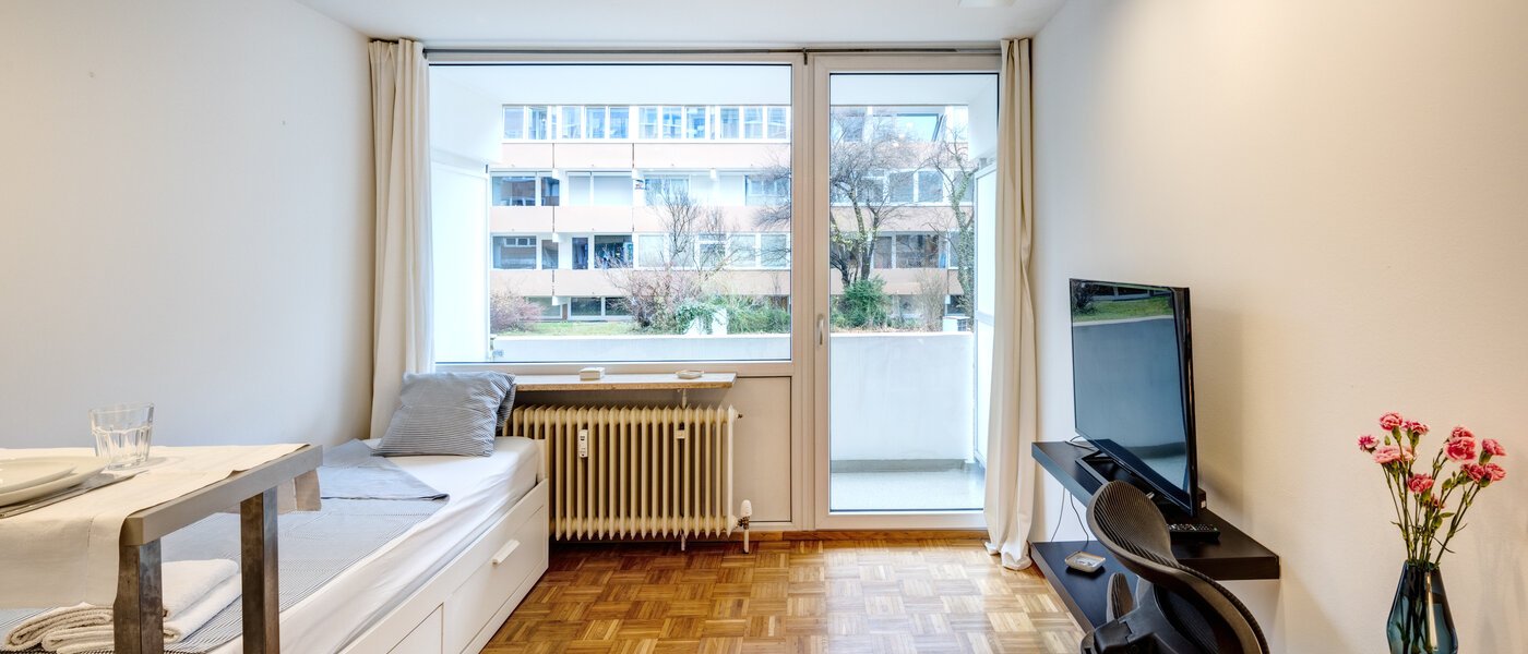 Apartment München Neuhausen 02 Wohnbereich 9615