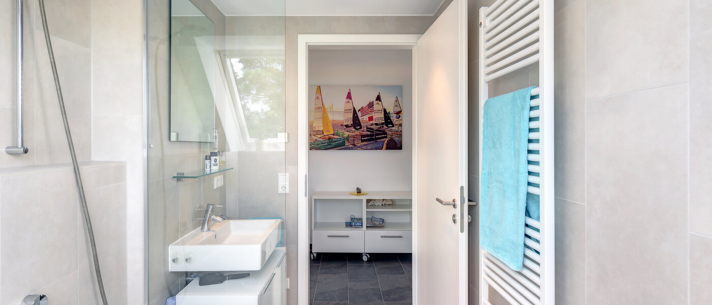 Dachterrassenwohnung München Obermenzing 02 Badezimmer 9637