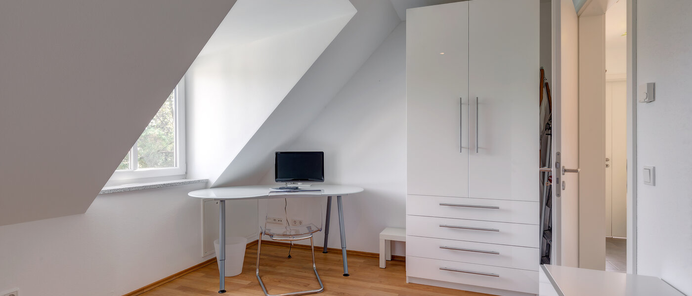 Dachterrassenwohnung München Obermenzing 02 2. Schlafzimmer	 9637