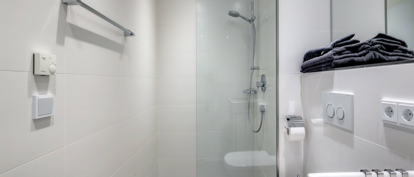 Maisonette-Galerie Wohnung Unterschleißheim Lohhof 01 Badezimmer 9676