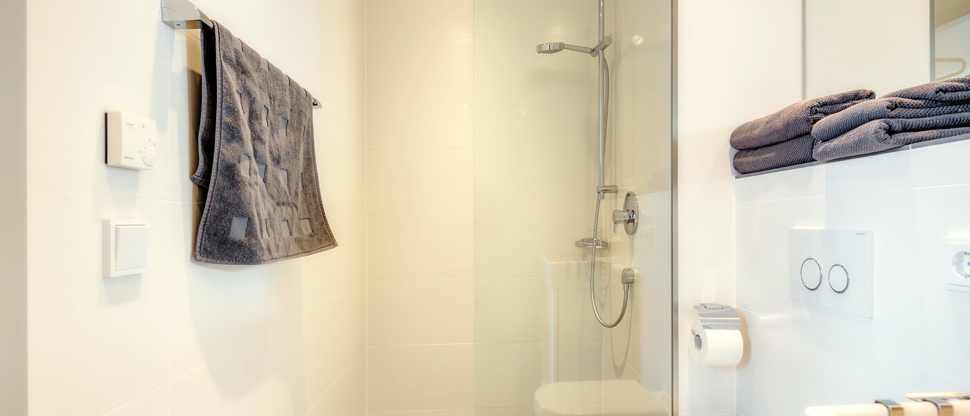 Maisonette-Galerie Wohnung Unterschleißheim 01 Badezimmer 9678