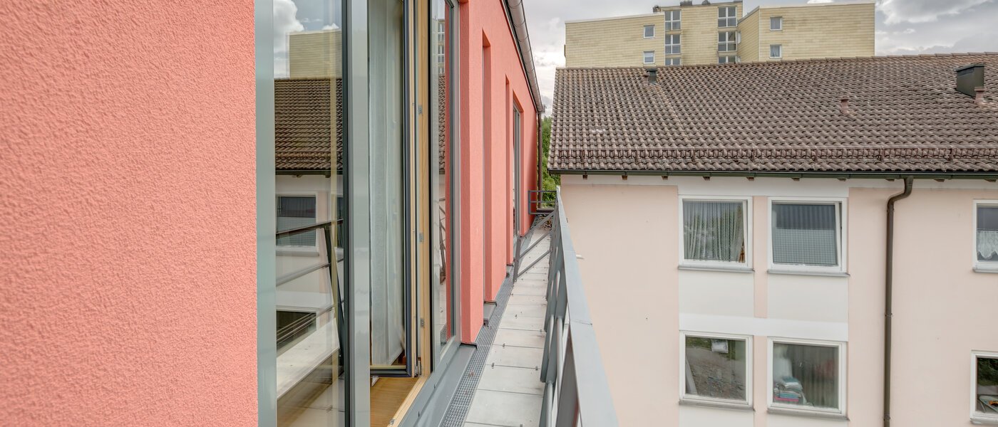 Maisonette-Galerie Wohnung Unterschleißheim 02 Balkon 9678