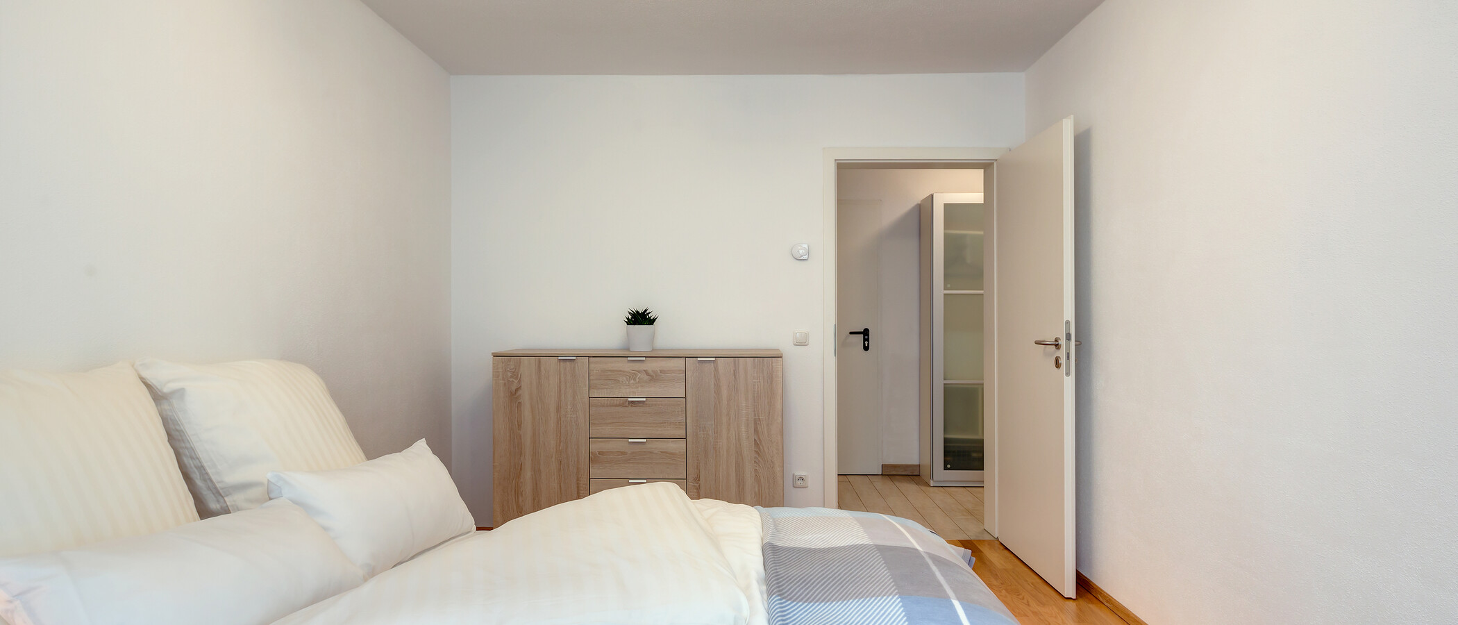 Gartenwohnung München Forstenried 03 2. Schlafen 9703