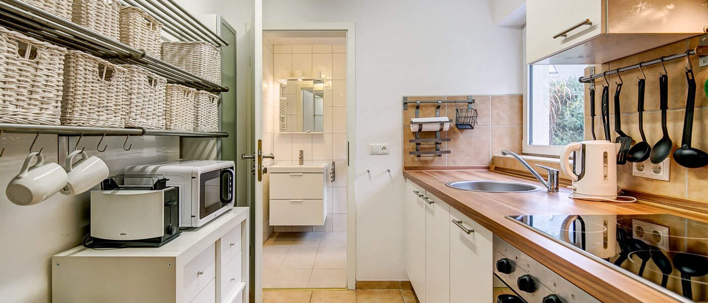 Gartenwohnung Gauting Stockdorf 03 Küche 9728