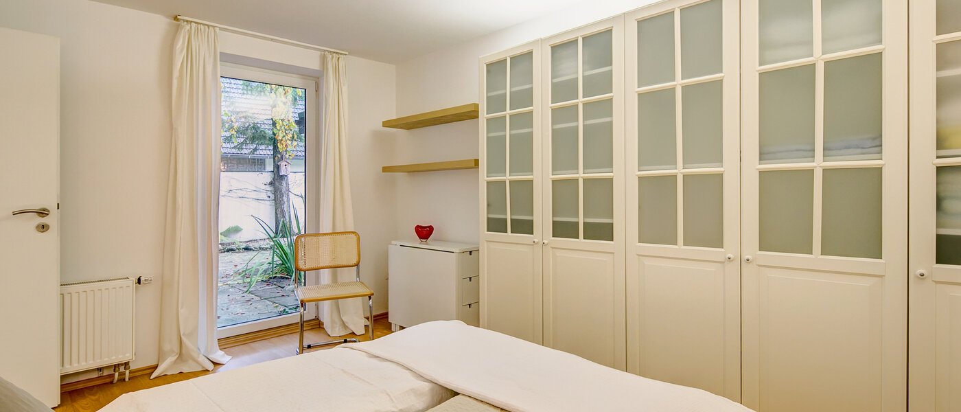 Gartenwohnung Gauting Stockdorf 01 Schlafen 9728