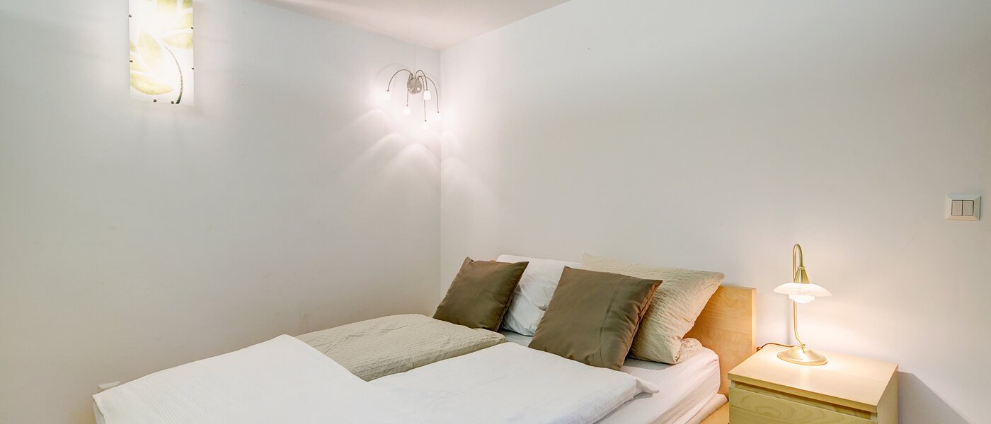 Gartenwohnung Gauting Stockdorf 02 Schlafen 9728