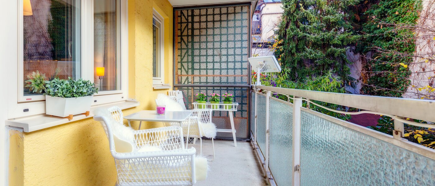 Apartment München Schwabing (rechts der Leopoldstraße) 01 Balkon 9736