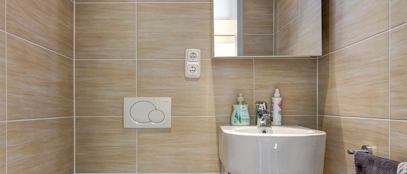 Wohnung München Berg am Laim 01 Gäste-WC 9783