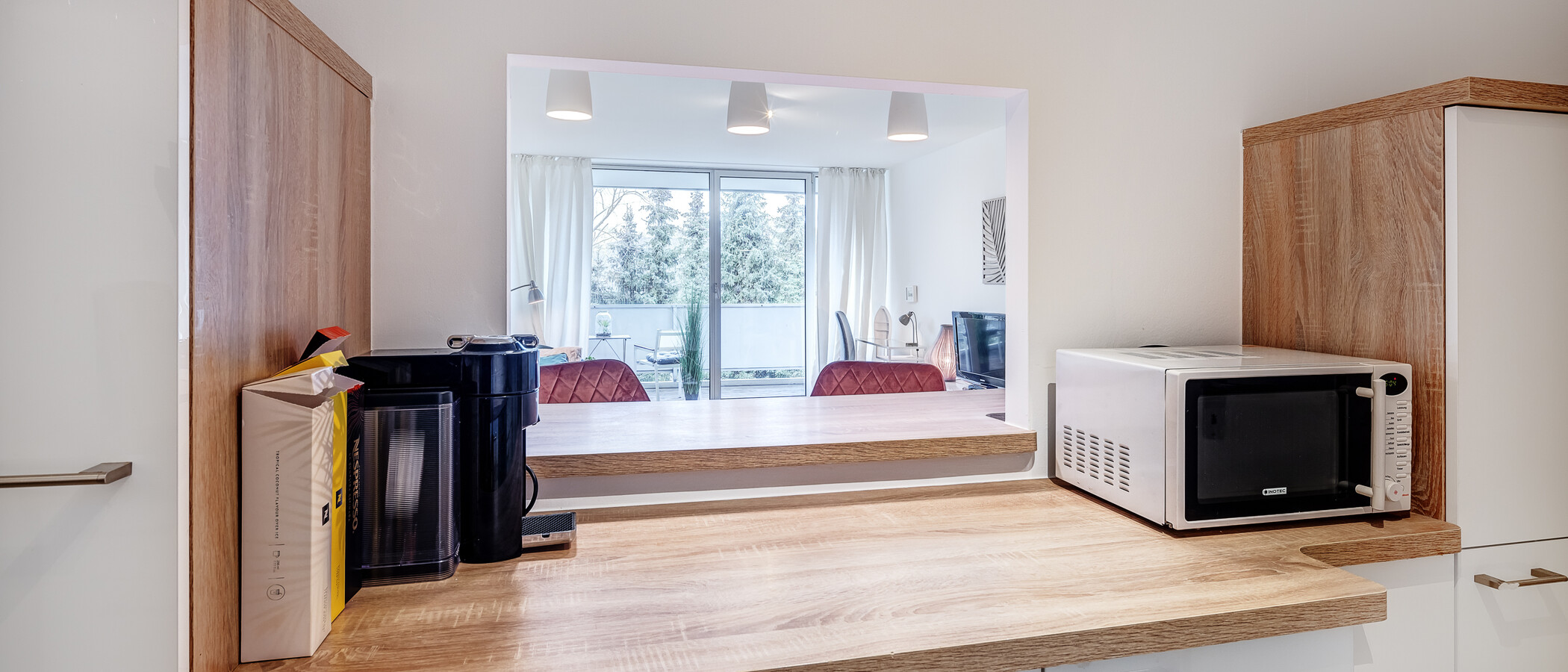 Wohnung München Schwabing-Nord (zw. Leopoldstraße & Englischen Garten) 02 Küche 9789