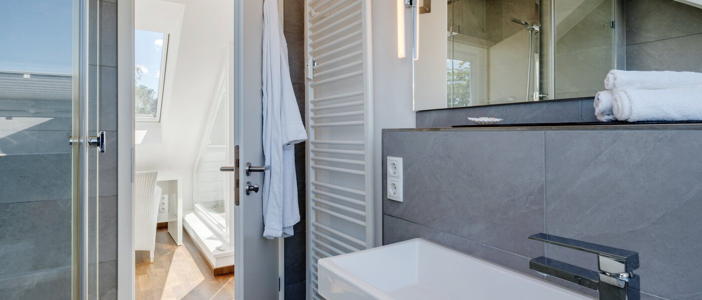 Dachterrassenwohnung München Untermenzing 02 Badezimmer 9794