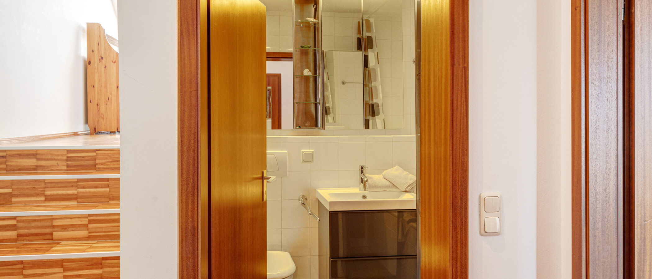 Dachgeschosswohnung Ottobrunn 02 Flur/Gang 9824