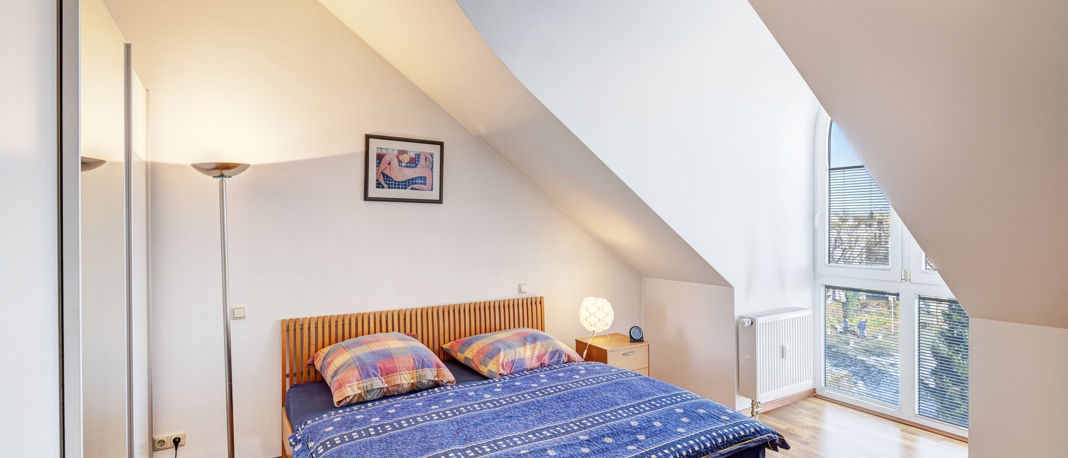 Dachgeschosswohnung Ottobrunn 01 Schlafzimmer 9824