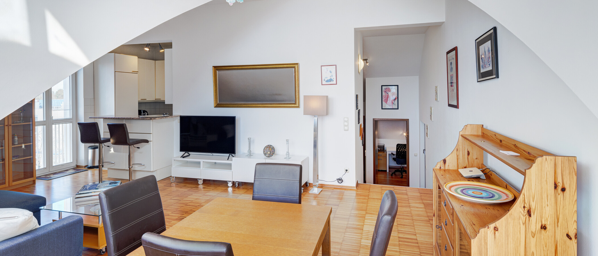Dachgeschosswohnung Ottobrunn 03 Wohnbereich 9824