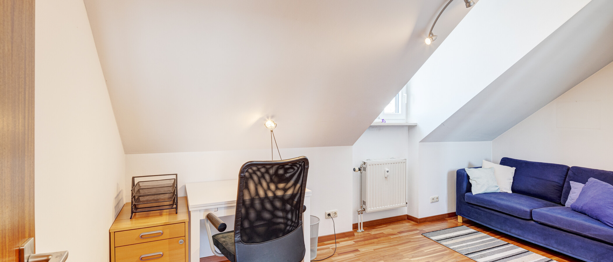 Dachgeschosswohnung Ottobrunn 02 Arbeits-/Gästezimmer 9824