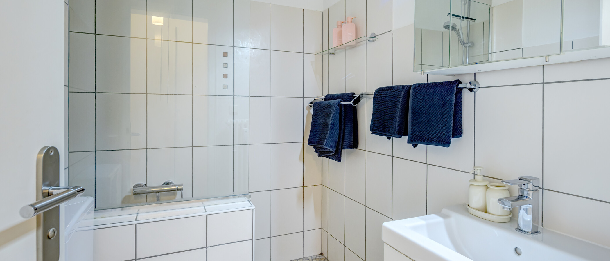 Wohnung München Milbertshofen 01 Badezimmer 9863