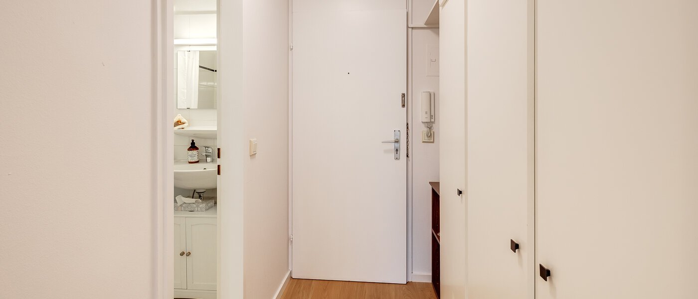 Wohnung München Schwabing-Nord (zw. Leopoldstraße & Englischen Garten) 01 Flur/Gang 9873