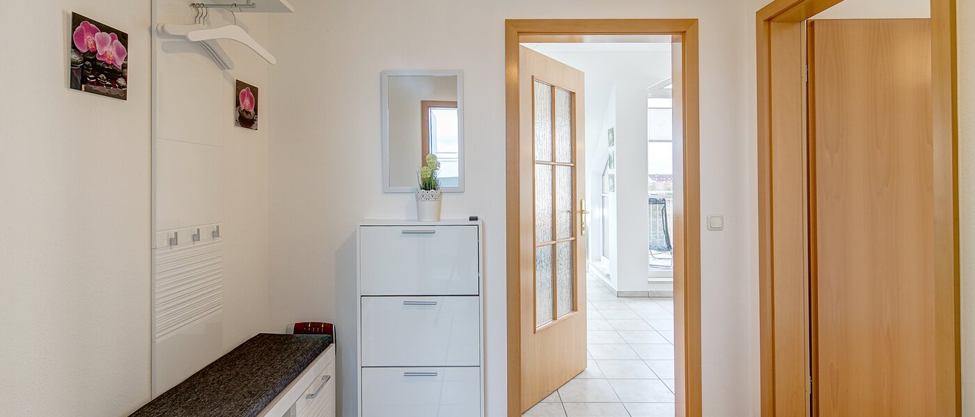 Wohnung Unterschleißheim 02 Flur/Gang 9888