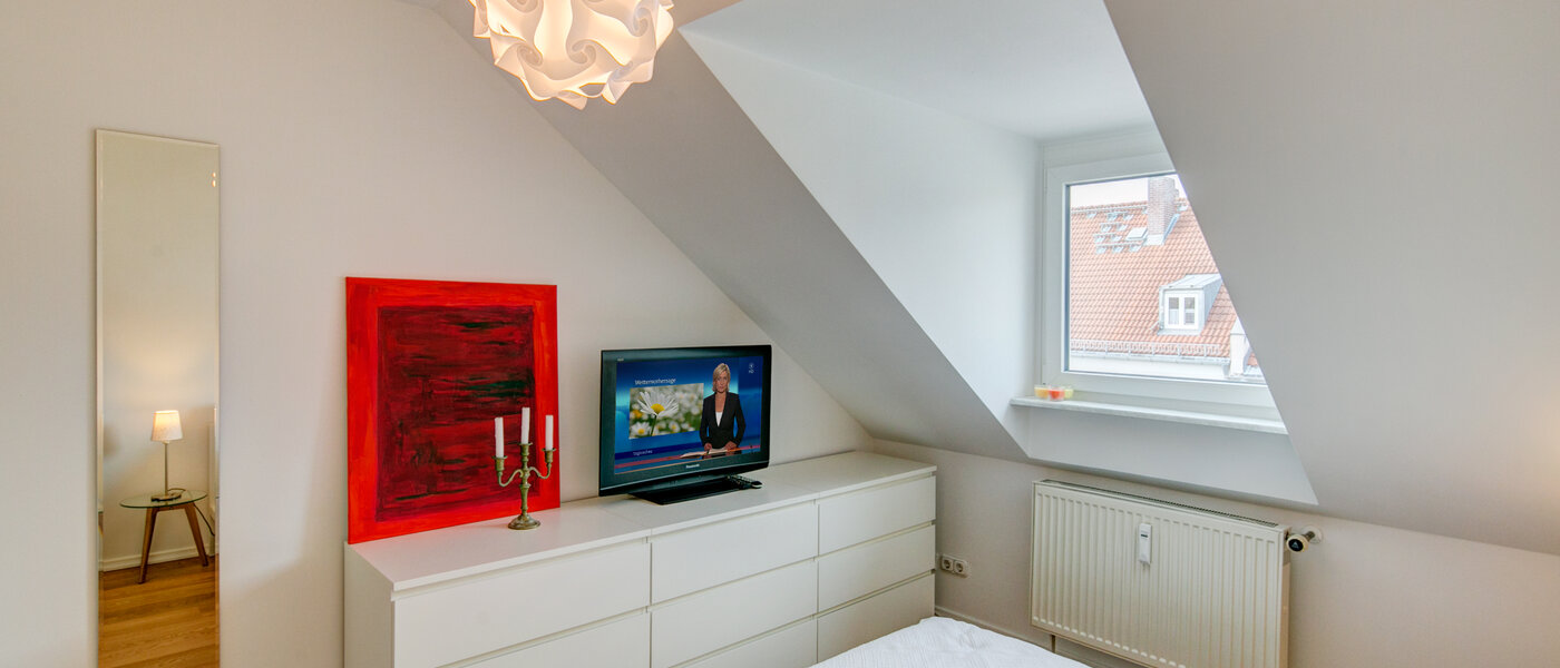 Dachgeschosswohnung München Thalkirchen 02 Schlafen 9893