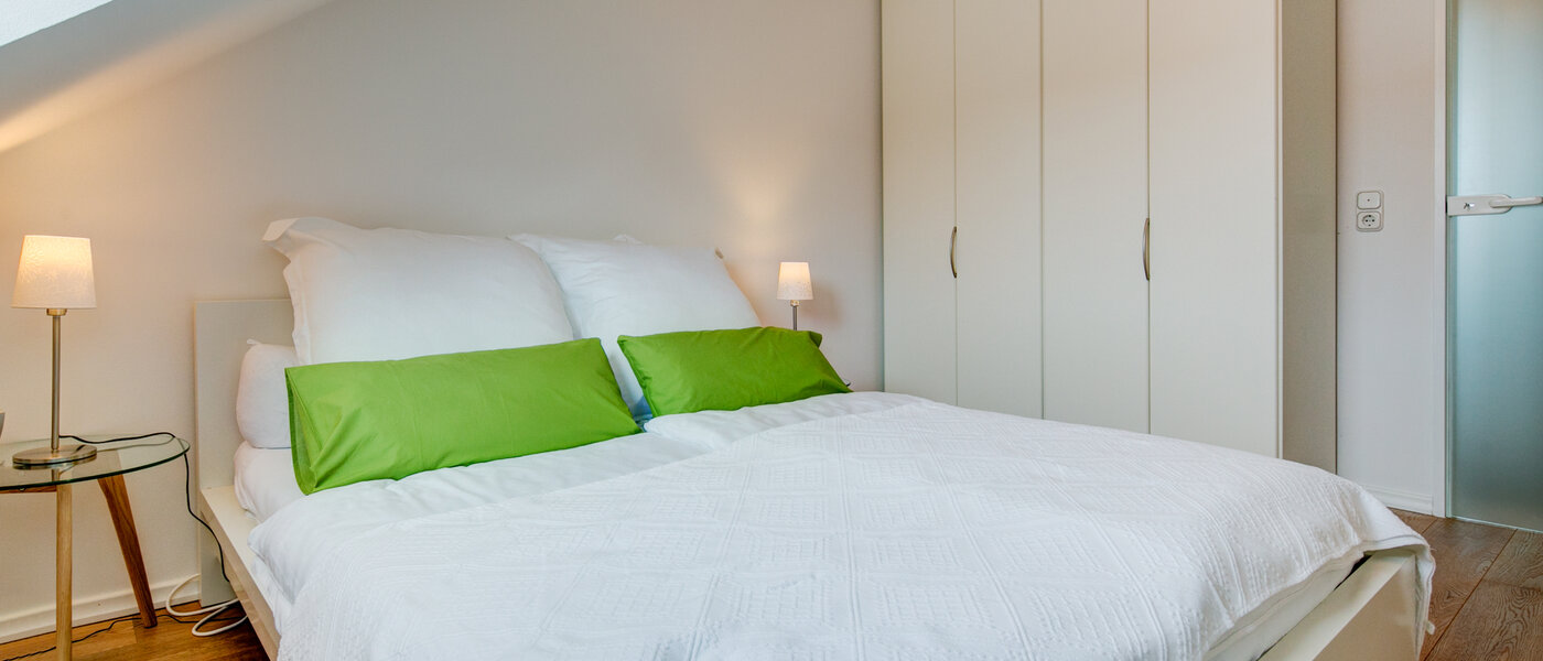 Dachgeschosswohnung München Thalkirchen 04 Schlafen 9893