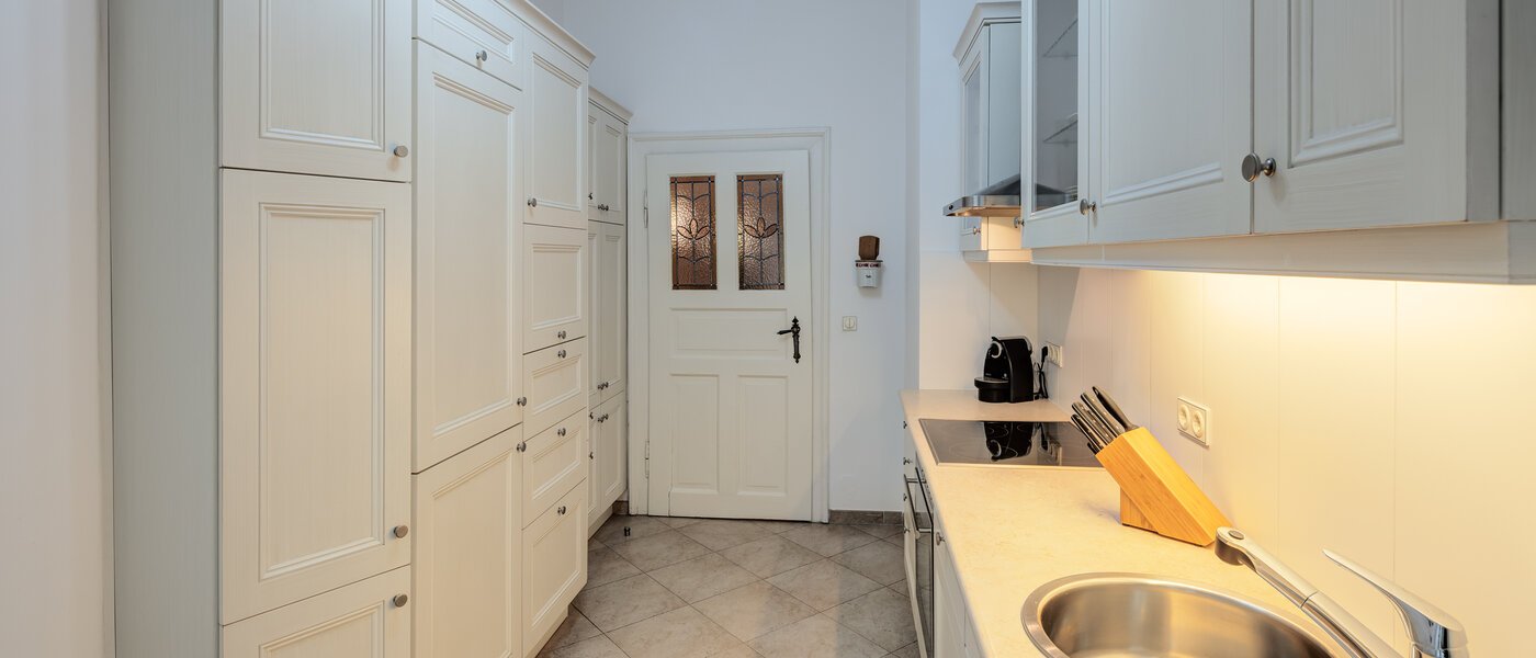 Wohnung München Schwabing-Nord (zw. Belgrad- & Leopoldstraße) 04 Küche 9895