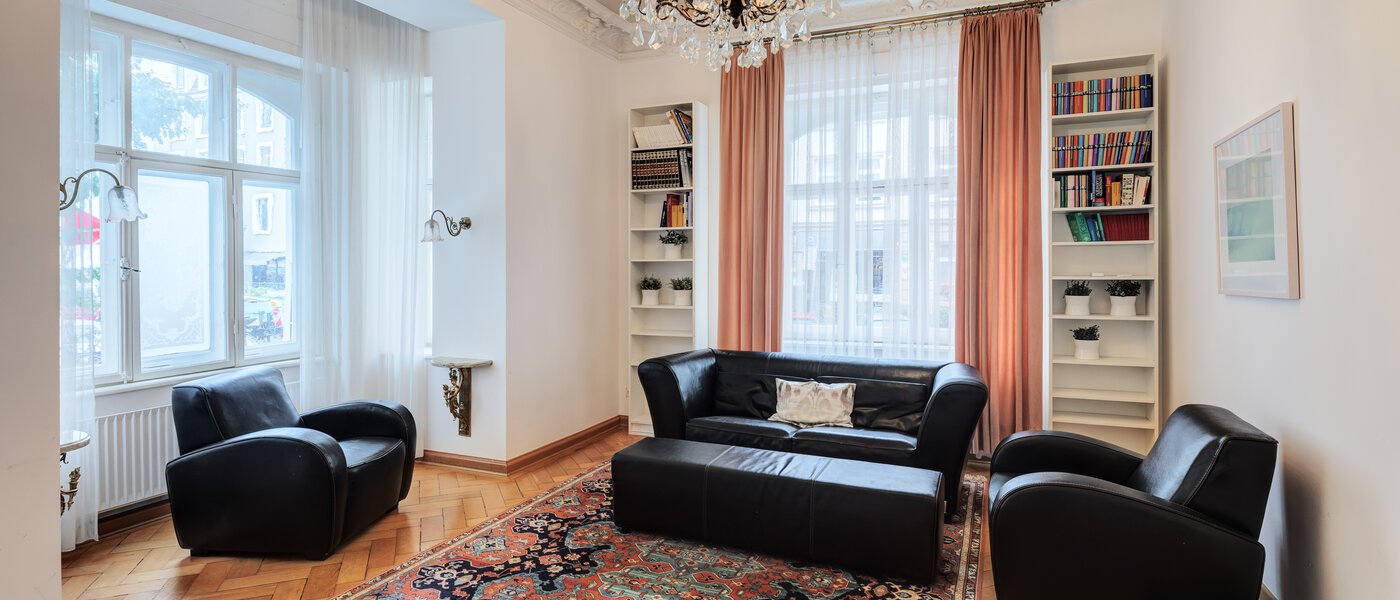 Wohnung München Schwabing-Nord (zw. Belgrad- & Leopoldstraße) 01 Wohnzimmer 9895
