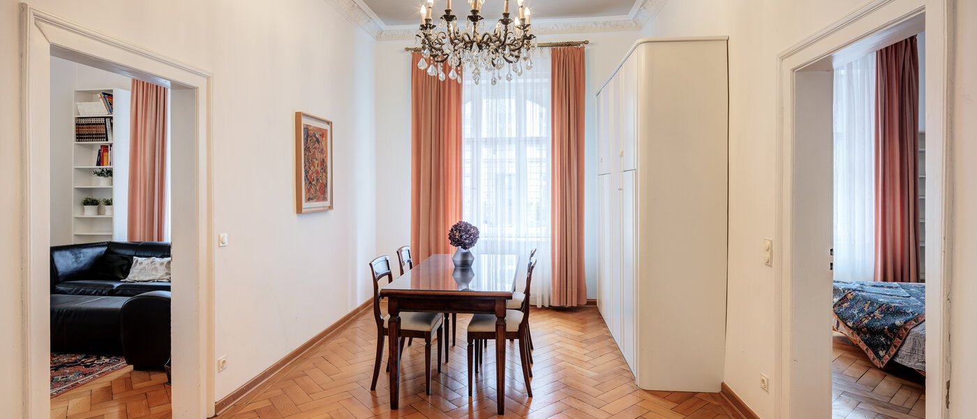 Wohnung München Schwabing-Nord (zw. Belgrad- & Leopoldstraße) 03 Esszimmer 9895