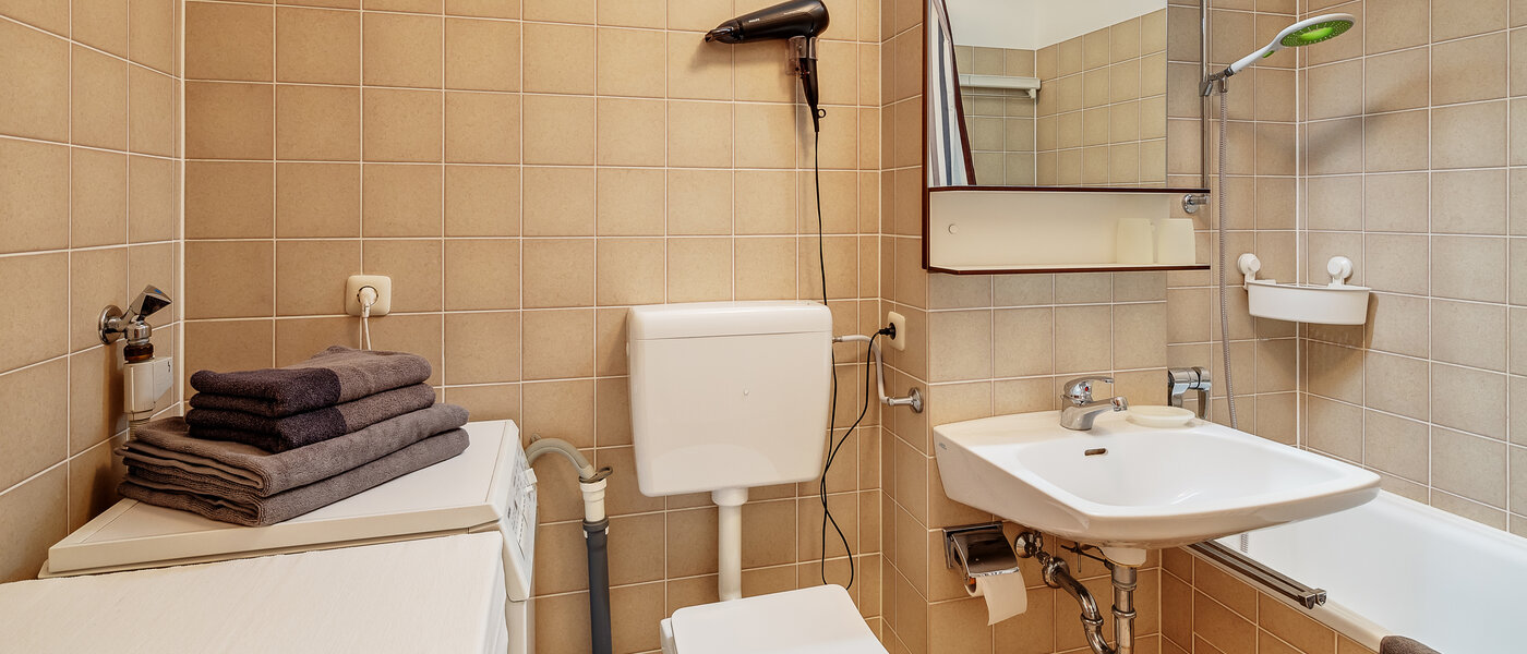 Wohnung München Moosach 02 Badezimmer 9941