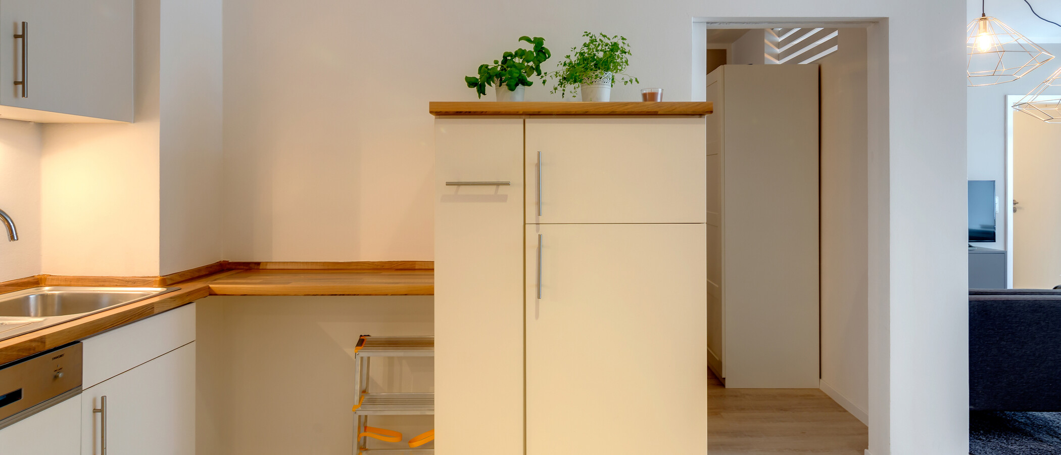 Wohnung München Schwabing-West (rund um den Hohenzollernplatz) 05 Küche 9957