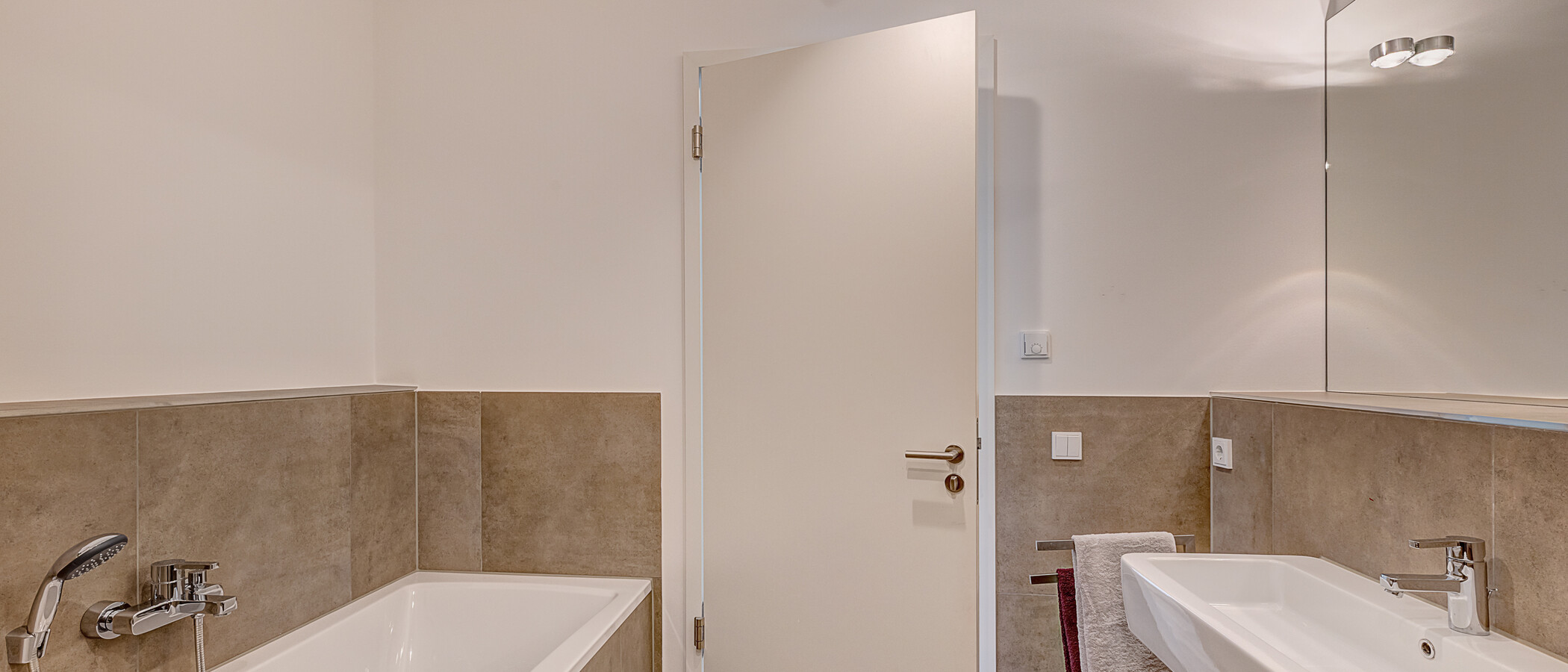Wohnung München Ludwigsvorstadt 03 1. Badezimmer 9983