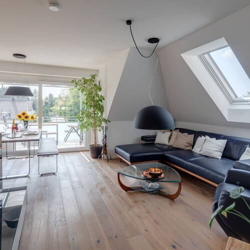 Dachgeschosswohnung mit 3 Zimmern | München-Großhadern | 11784