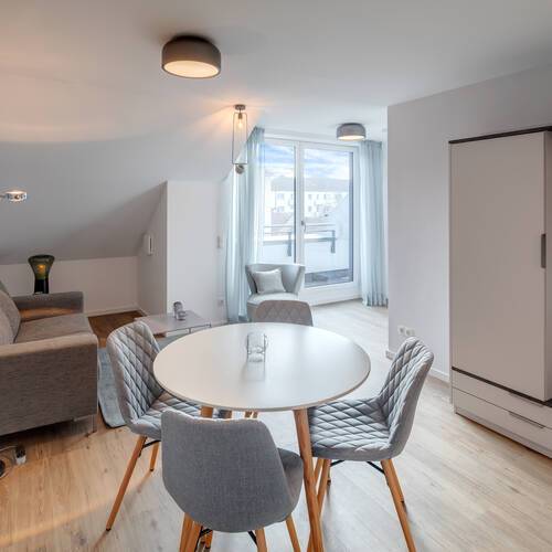 Wohnung mit 2 Zimmern | München-Milbertshofen | 11977